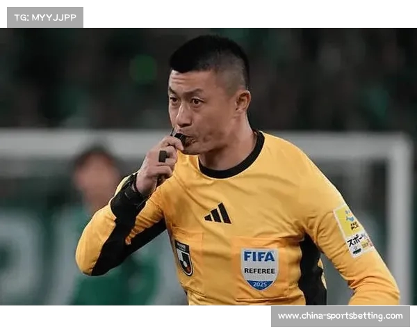 傅明获准执法日本足球顶级职业联赛成为历史首位中国裁判员