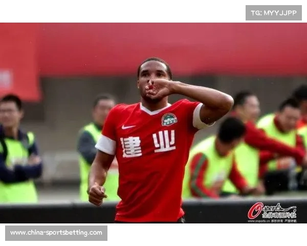 加克波坦诚表态愿担任中锋位置 全力聚焦进球冲击目标 加克波坦诚表态愿担任中锋位置 全力聚焦进球冲击目标